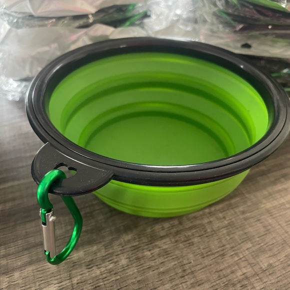 90 collapsible doggie bowls for water or food.